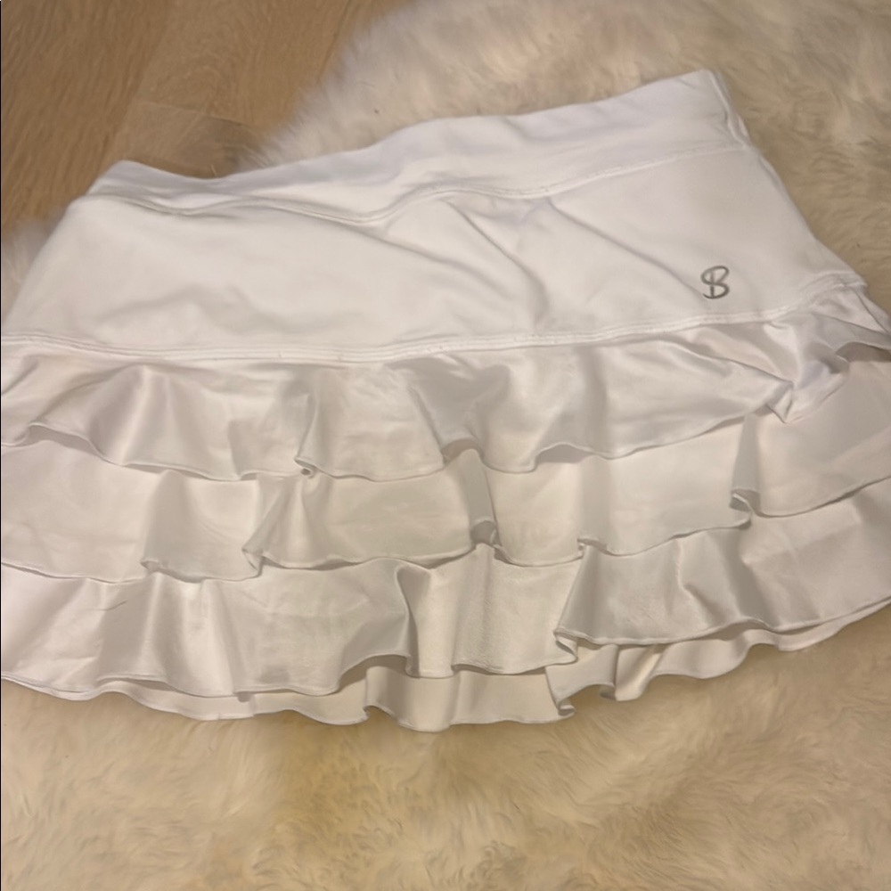 White Ruffled Tiered Mini Skirt.Being Sold AS-IS.